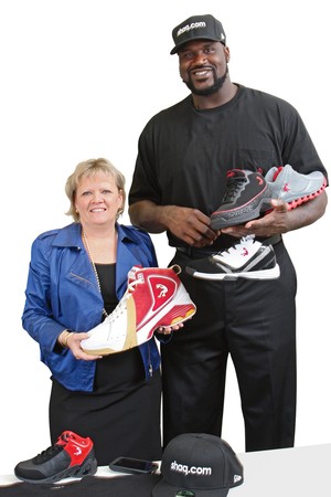 http://theartmad.com/wp-content/uploads/2015/03/Shaquille-Oneal-Shoes-11.jpg