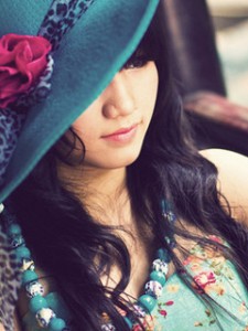 Stylish Girl Wallpaper For Facebook (3)